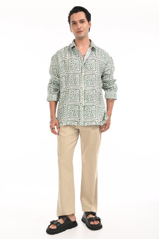 Evergreen Bold Print Oversized Shirt - model_poseposition_of_shirtporduct_type