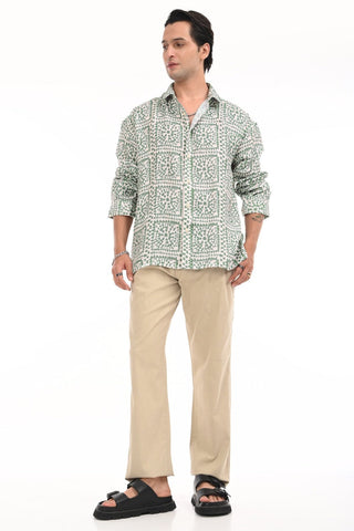 Evergreen Bold Print Oversized Shirt - model_poseposition_of_shirtporduct_type
