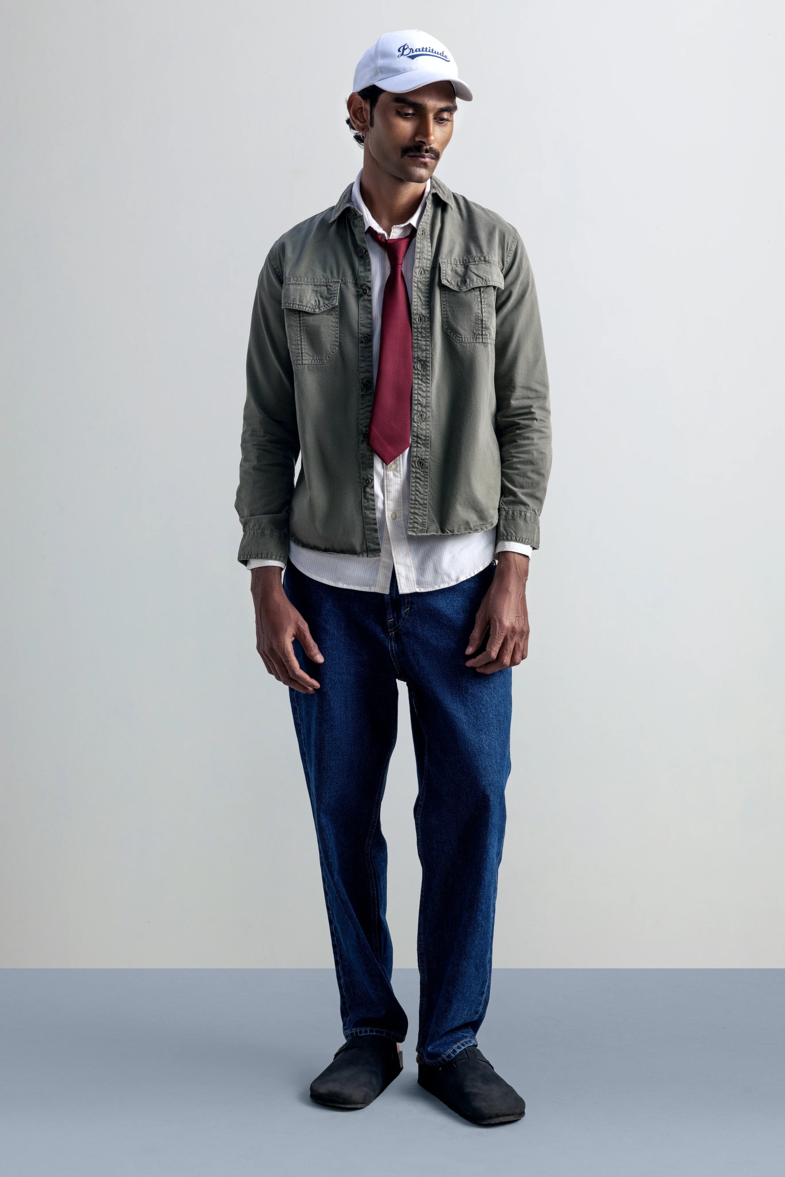Folder 31 SKU NOT FOUND - model_poseposition_of_shirtporduct_type