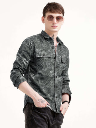 Geometric Print Dark Green Shacket - model_poseposition_of_shirtporduct_type