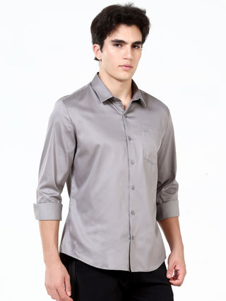 Graphite Grey Satin Solid Classic - model_poseposition_of_shirtporduct_type