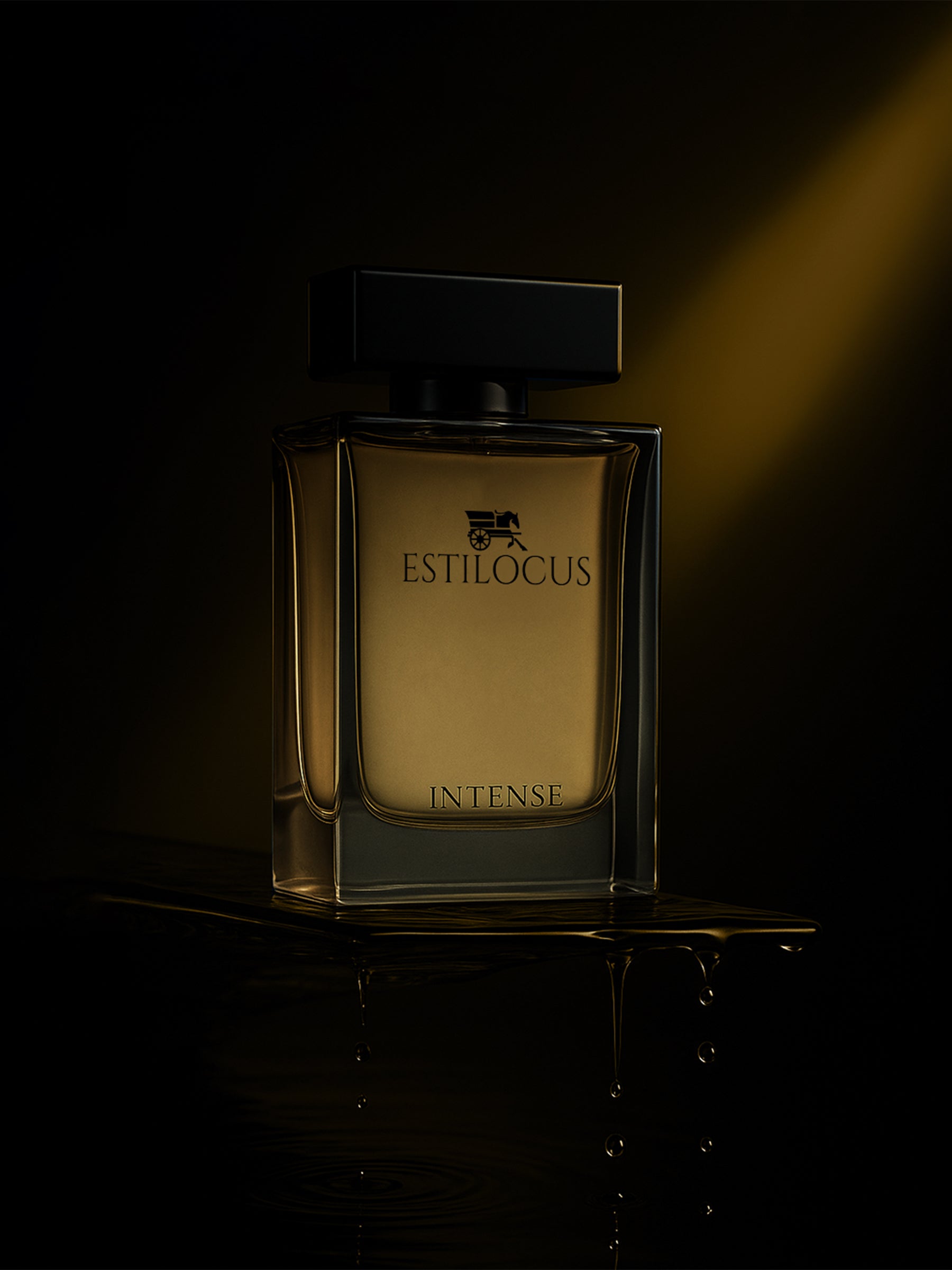 Perfume bottle labeled 'Estilocus Intense' on a dark background