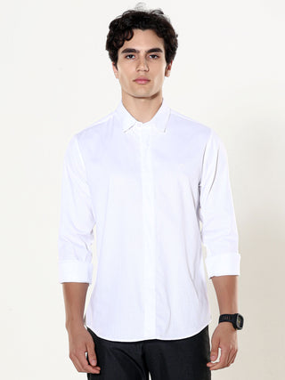 Lucent white seamless solid shirt - model_poseposition_of_shirtporduct_type