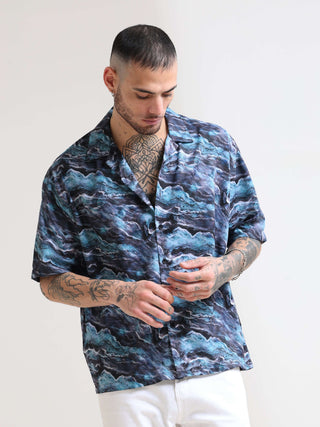 Marble Wave Attico Blue Oversized Shirt - model_poseposition_of_shirtporduct_type