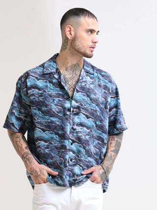 Marble Wave Attico Blue Oversized Shirt - model_poseposition_of_shirtporduct_type