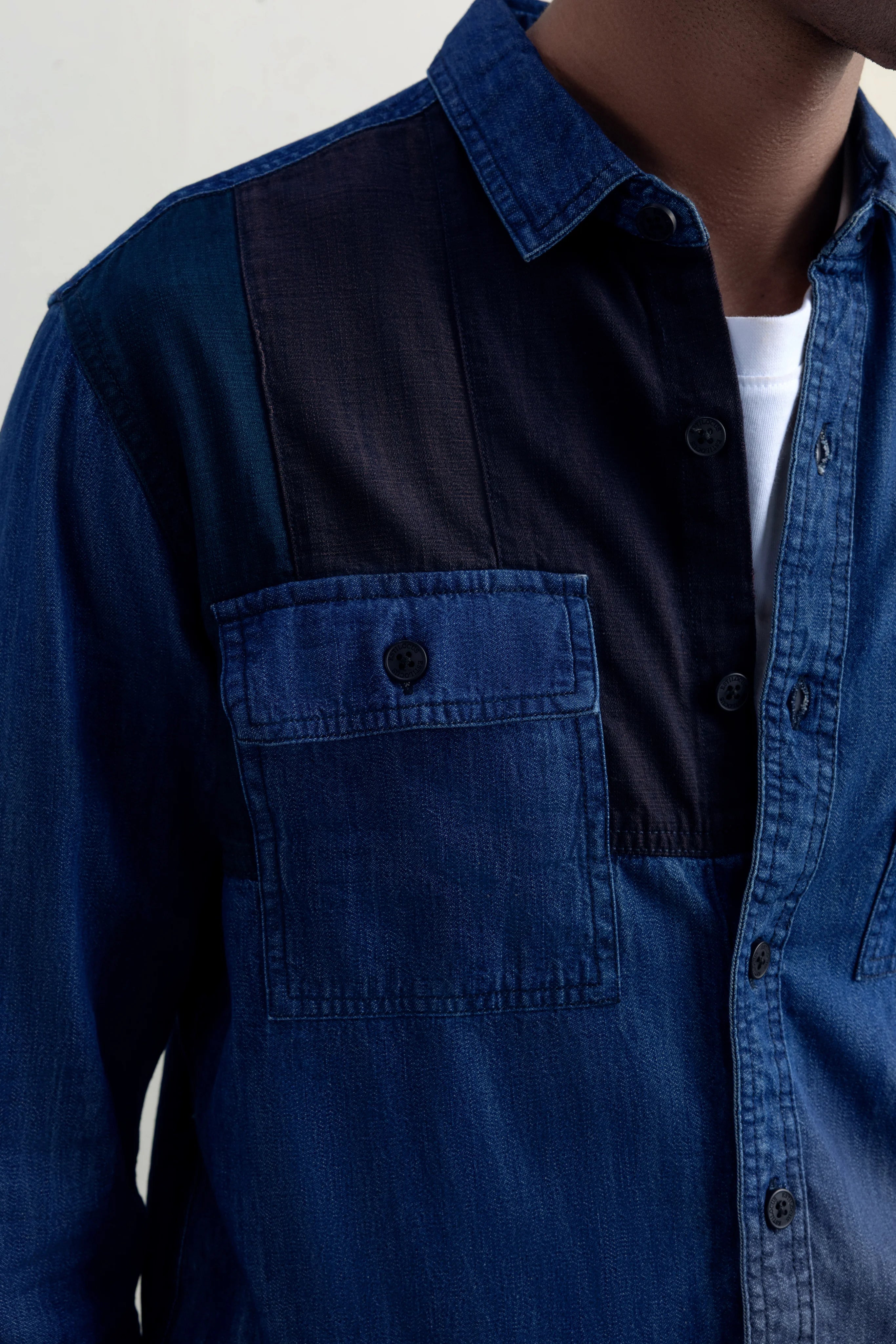 Mood Indigo Dual Tone - model_poseposition_of_shirtporduct_type