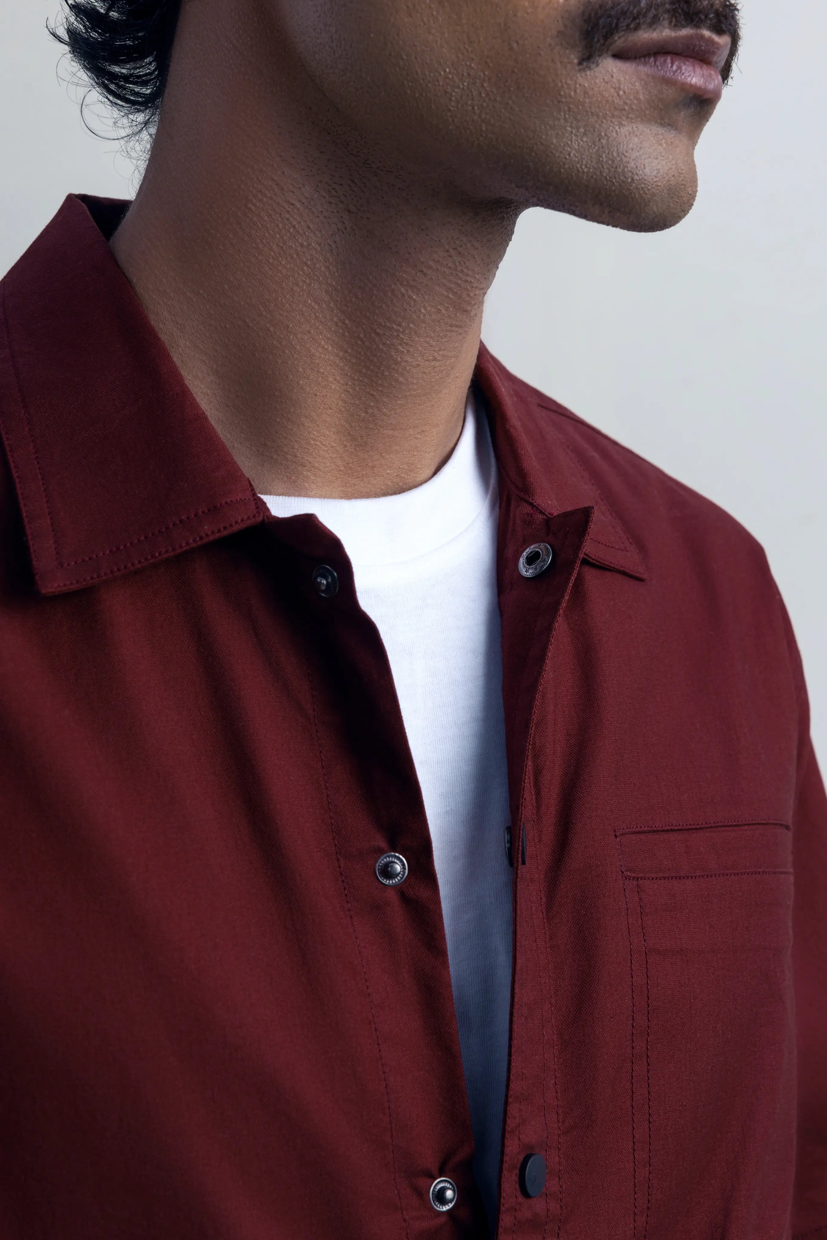 Openfield Barn Red - model_poseposition_of_shirtporduct_type