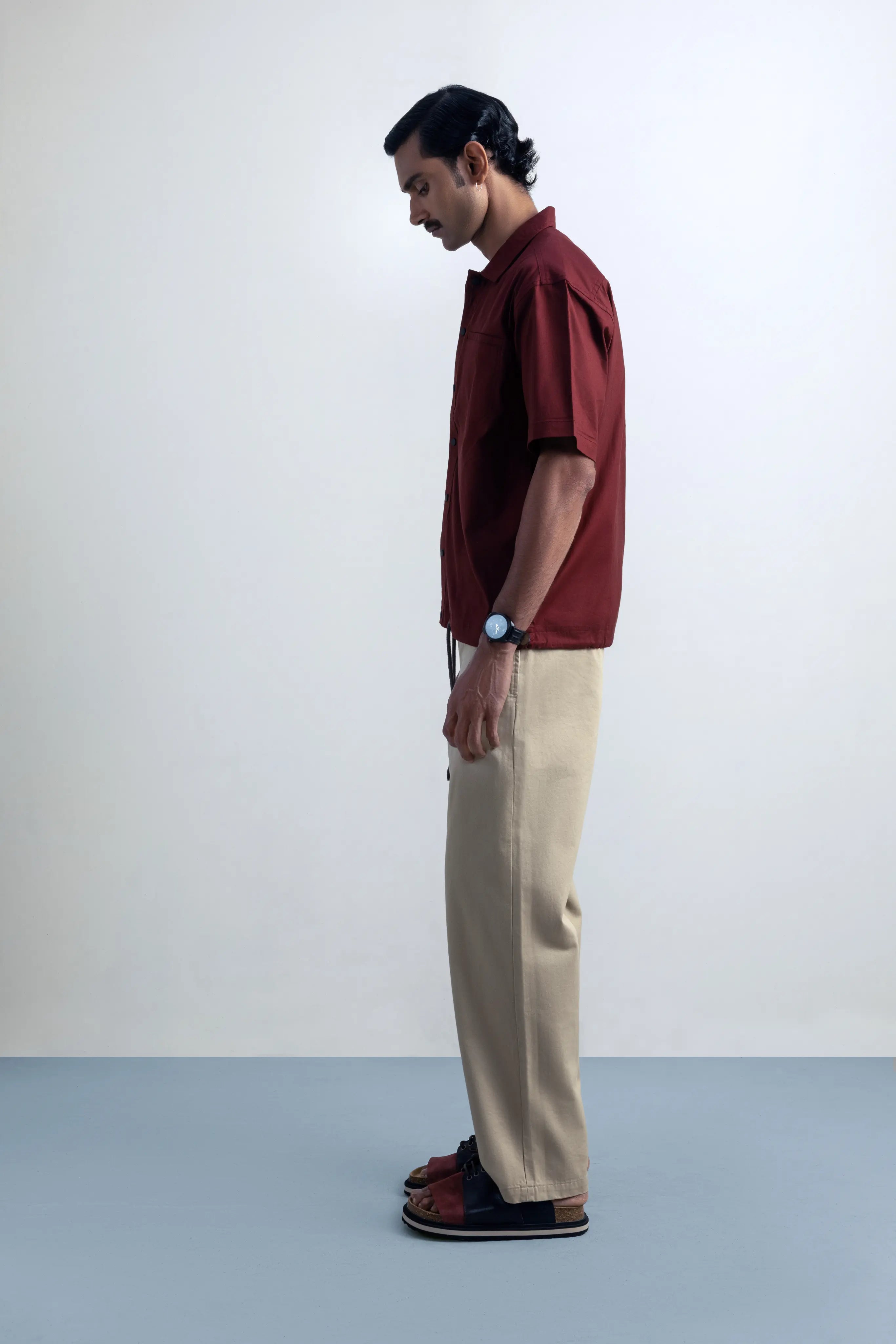 Openfield Barn Red - model_poseposition_of_shirtporduct_type