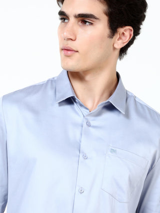 Powder Blue Serene Satin Essential - model_poseposition_of_shirtporduct_type