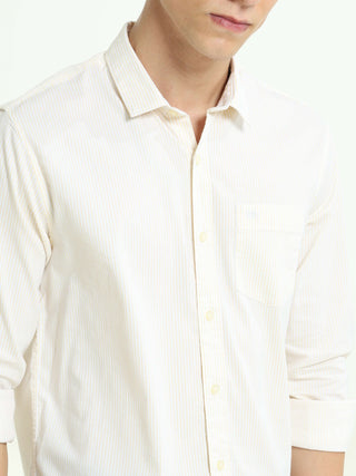 Sunlit Yellow Stripe Classic - model_poseposition_of_shirtporduct_type