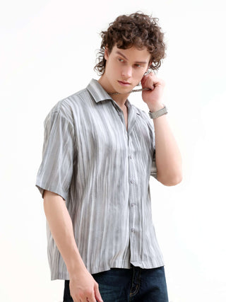 Tonal gray lightweight oversized shirt PASTEL - model_poseposition_of_shirtporduct_type