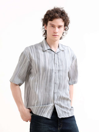 Tonal gray lightweight oversized shirt PASTEL - model_poseposition_of_shirtporduct_type