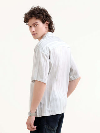 Tonal light gray lightweight oversized shirt - model_poseposition_of_shirtporduct_type