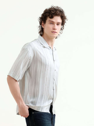 Tonal light gray lightweight oversized shirt - model_poseposition_of_shirtporduct_type