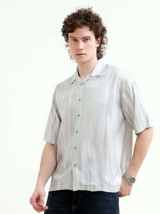 Tonal light gray lightweight oversized shirt - model_poseposition_of_shirtporduct_type