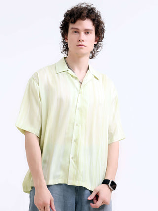 Tonal pastel lemon lightweight oversized shirt - model_poseposition_of_shirtporduct_type