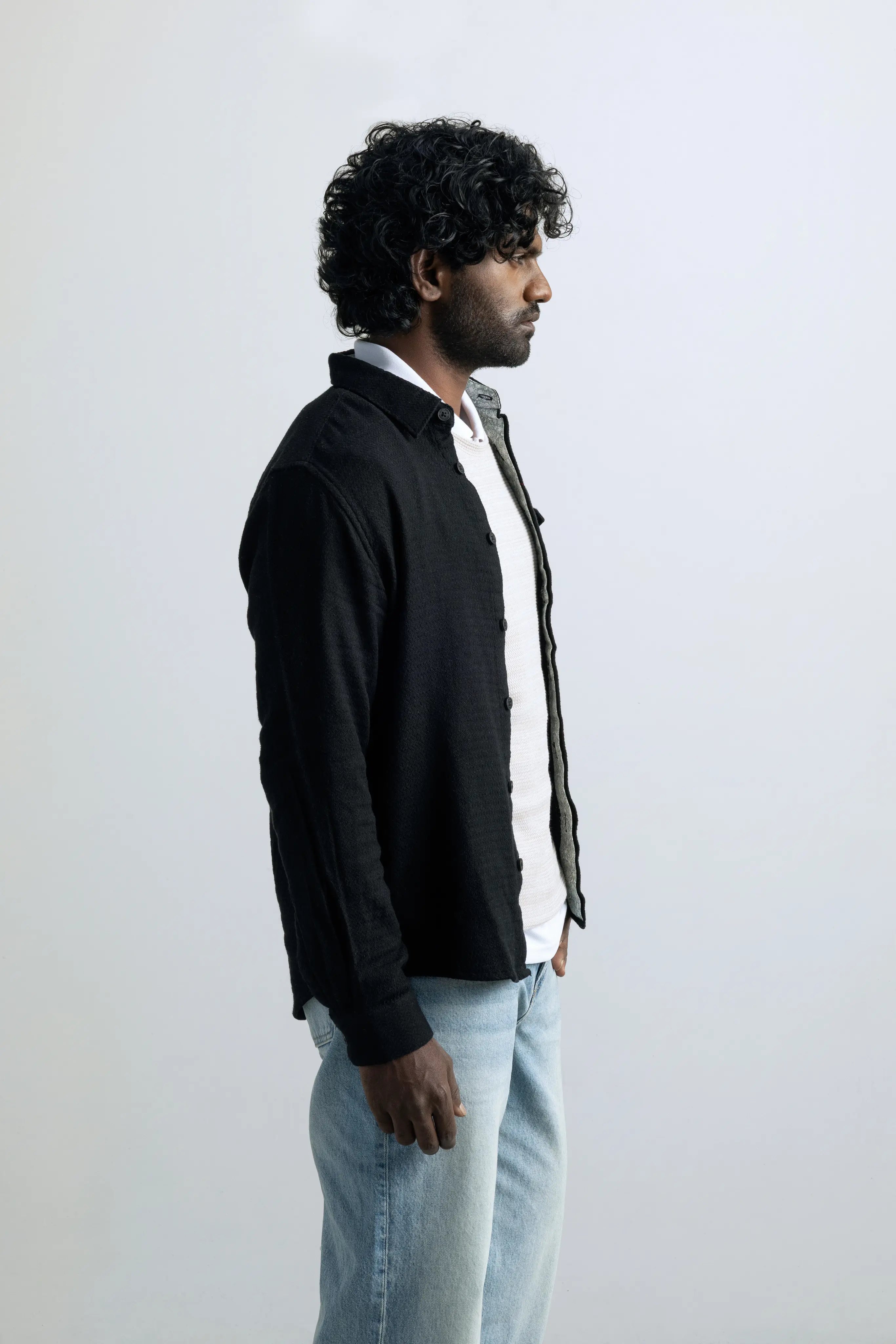 Underlight Black Oyster - model_poseposition_of_shirtporduct_type