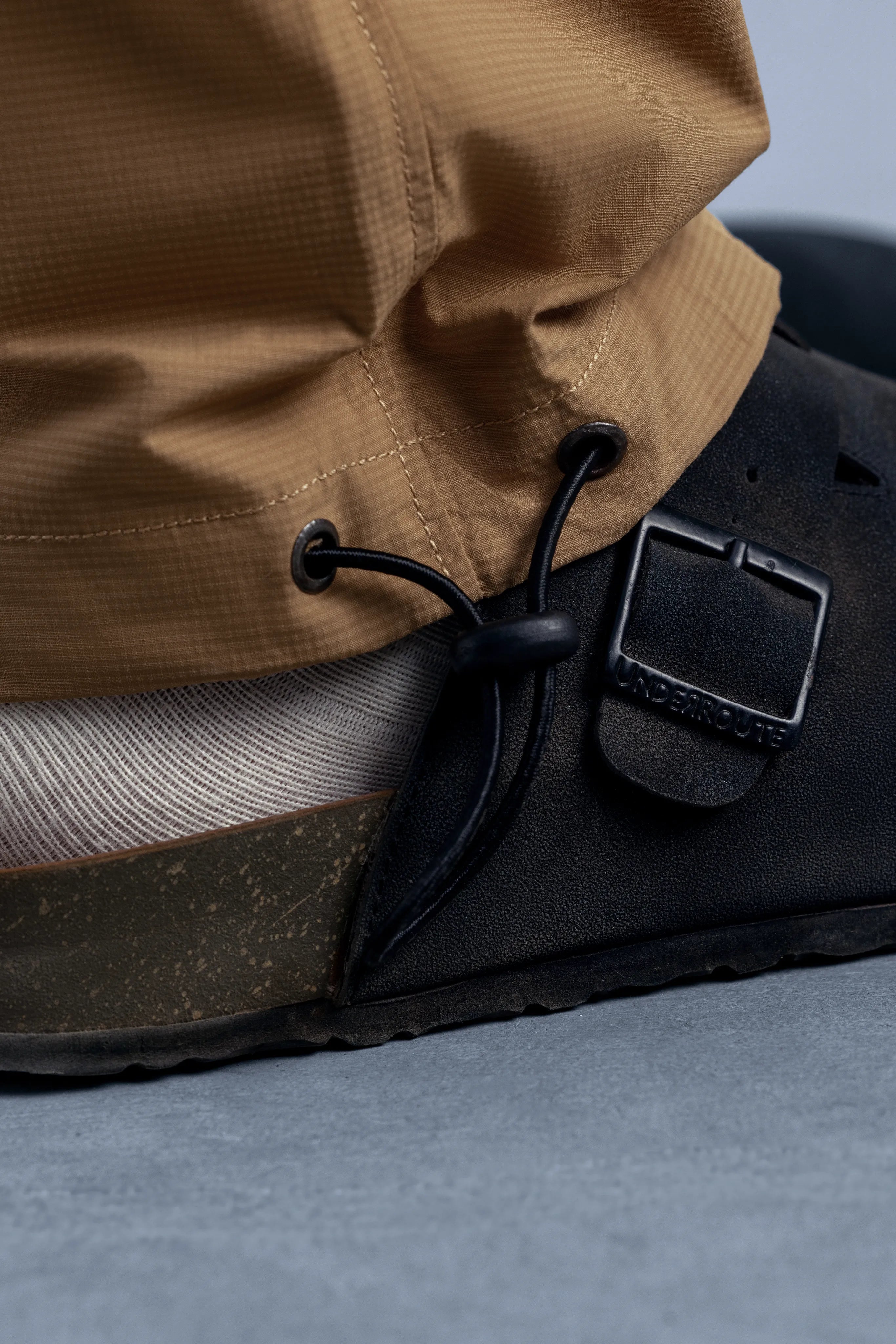 Waymark Irish Cream Trousers - model_poseposition_of_shirtporduct_type