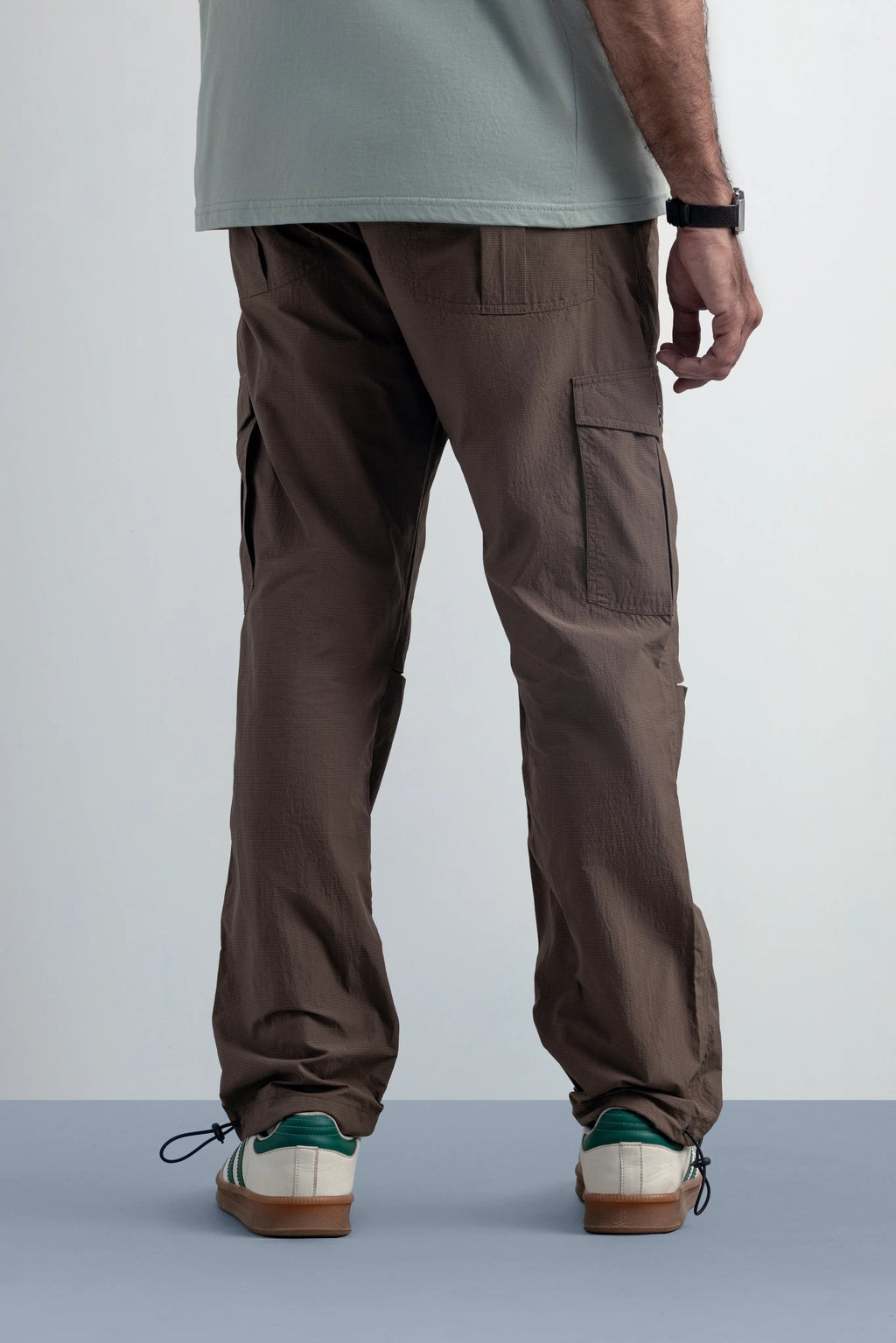 Waymark Stucco Trousers - model_poseposition_of_shirtporduct_type