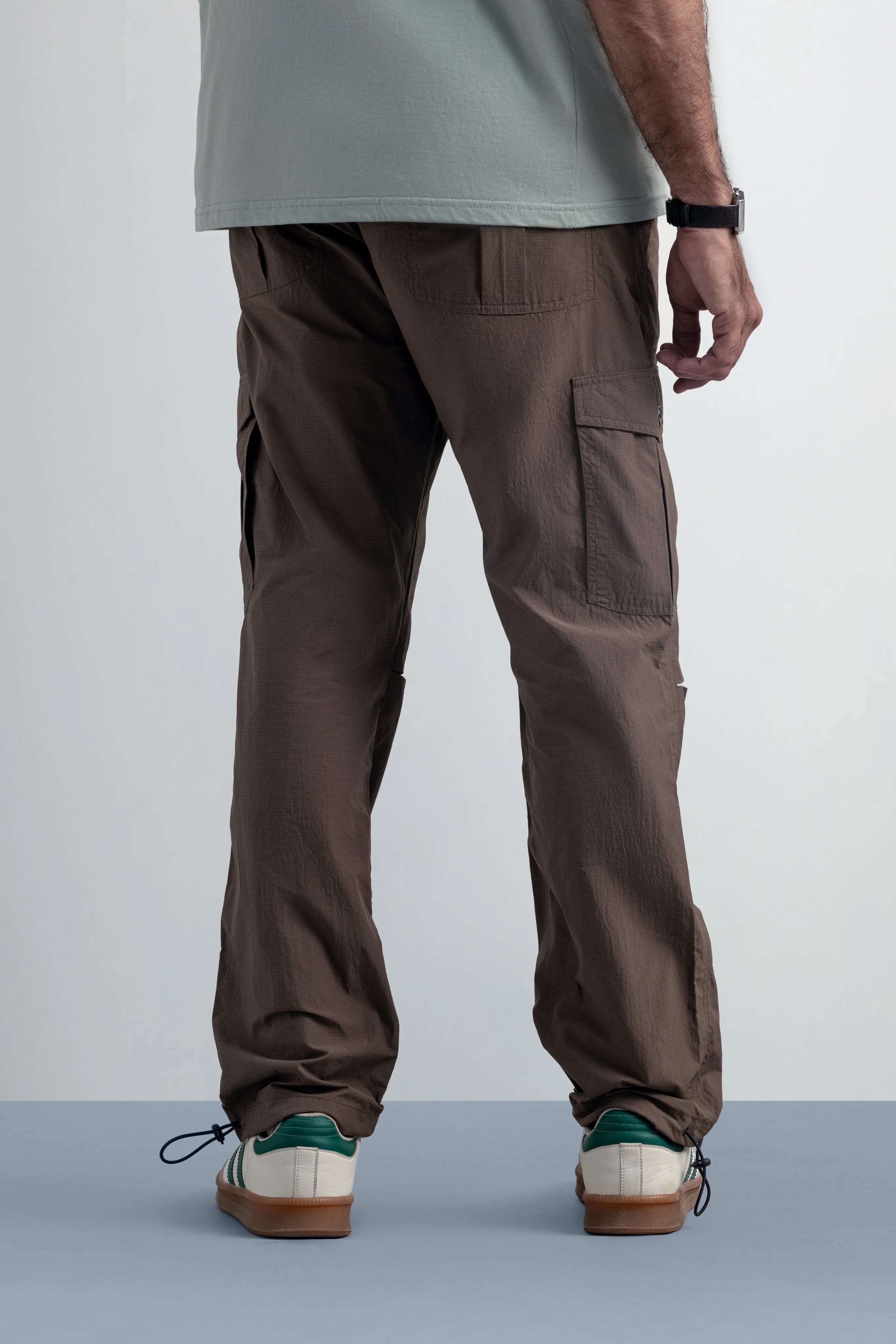 Waymark Stucco Trousers - model_poseposition_of_shirtporduct_type