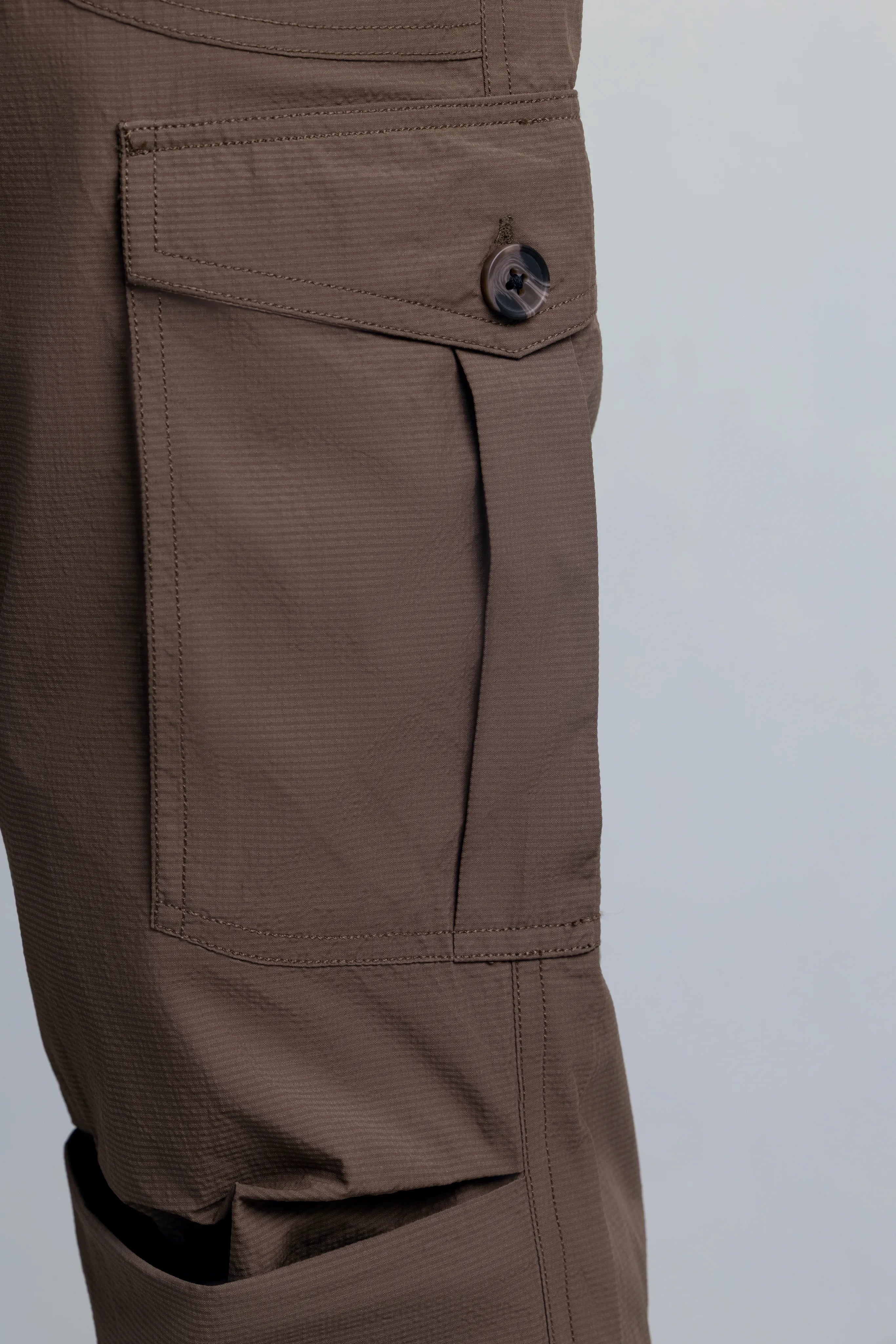 Waymark Stucco Trousers - model_poseposition_of_shirtporduct_type