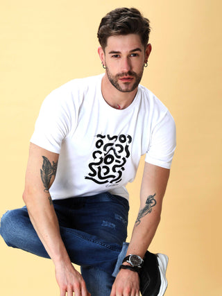 White Crew Neck T-Shirt shop online at Estilocus. This pure cotton printed T-shirt is a stylish go-to for laidback days. Cut in a comfy regular fit. • 100% Cotton knitted interlock 190GSM• Bio washed fabric• Round neck T-shirt • Half sleeve • Suits to wea