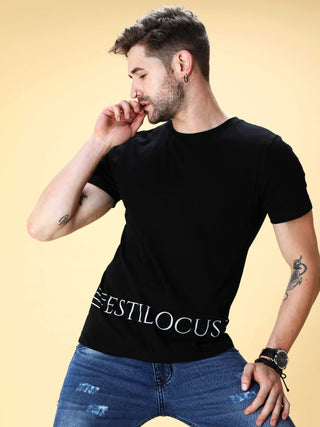 Jade Black Crew neck T-Shirt shop online at Estilocus. This pure cotton printed T-shirt is a stylish go-to for laidback days. Cut in a comfy regular fit. • 100% Cotton knitted interlock 190GSM• Bio washed fabric• Round neck T-shirt • Half sleeve • Suits t