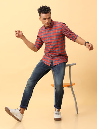 Crimson Red Checks Casual Full sleeve shirt | Men's Shirt shop online at Estilocus. Buy Crimson Red Checks Casual Full Sleeve shirts in different sizes online. Shop For Men with a wide range of latest collections Only at Estilocus. *Free Shipping * COD *