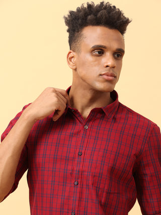 Dark Red checks Semi Casual Full sleeve shirt | Men's Shirt shop online at Estilocus. Buy Dark Red checks Semi Casual Full Sleeve shirts in different sizes online. Shop For Men with a wide range of latest collections Only at Estilocus. *Free Shipping * CO