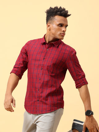 Dark Red checks Semi Casual Full sleeve shirt | Men's Shirt shop online at Estilocus. Buy Dark Red checks Semi Casual Full Sleeve shirts in different sizes online. Shop For Men with a wide range of latest collections Only at Estilocus. *Free Shipping * CO