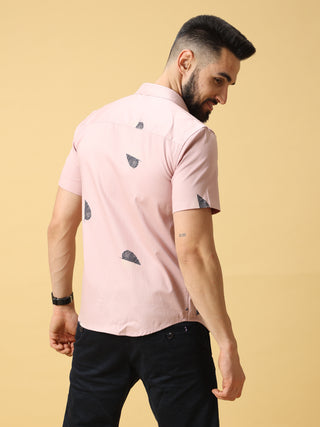 Pink Aop Shirt shop online at Estilocus. DETAILS & CARE This pure cotton AOP shirt is a stylish go-to for laidback days. Cut in a comfy regular fit, with a classic button-down front and chest pocket. 100% premium cotton full sleeve AOP AOP slip shirt Cuta