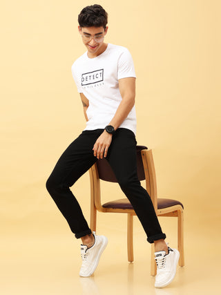 Detect White Crewneck T-Shirt | Mens Wear | Best Prices shop online at Estilocus. Buy Detect White Crewneck T-Shirt in different sizes and colors online. Shop For Mens Wear with a wide range of Brand New Collections in latest styles only at ESTILOCUS. *Fr