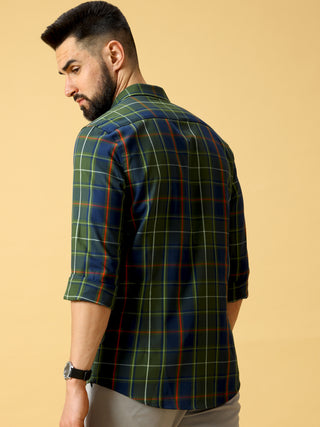 Green With Red Check Shirt shop online at Estilocus. DETAILS & CARE This pure cotton Checked shirt is a stylish go-to for laidback days. Cut in a comfy regular fit, with a classic button-down front and chest pocket. 100% premium cotton full sleeve Checked