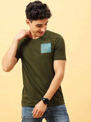 THINK GREEN T-SHIRT shop online at Estilocus. This pure cotton printed T-shirt is a stylish go-to for laidback days. Cut in a comfy regular fit. • 100% Cotton knitted interlock 190GSM• Bio washed fabric• Round neck T-shirt • Half sleeve • Suits to wear in