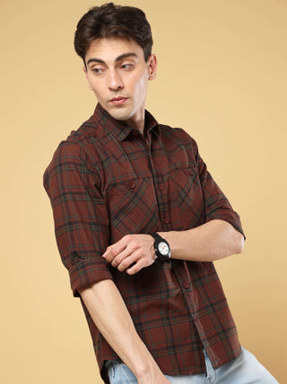 Double Pocket Checked Shirt shop online at Estilocus. • Cut and sew placket• Regular collar• Double button round cuff's• Double pocket flapless pocket• Curved hemline• All single needle construction, finest quality sewing.• HD copper foil pocket print• Ma