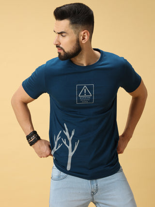 Warning Ghosts Zone Grey Print Crew Neck T-Shirt shop online at Estilocus. This pure cotton printed T-shirt is a stylish go-to for laidback days. Cut in a comfy regular fit. • 100% Cotton knitted interlock 190GSM• Bio washed fabric• Round neck T-shirt • H