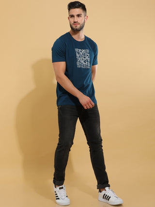 Teal Barcode Crewneck T-Shirt shop online at Estilocus. This pure cotton printed T-shirt is a stylish go-to for laidback days. Cut in a comfy regular fit. • 100% Cotton knitted interlock 190GSM• Bio washed fabric• Round neck T-shirt • Half sleeve • Suits