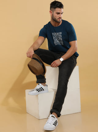 Teal Barcode Crewneck T-Shirt shop online at Estilocus. This pure cotton printed T-shirt is a stylish go-to for laidback days. Cut in a comfy regular fit. • 100% Cotton knitted interlock 190GSM• Bio washed fabric• Round neck T-shirt • Half sleeve • Suits