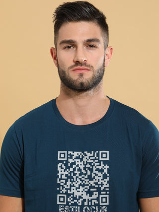 Teal Barcode Crewneck T-Shirt shop online at Estilocus. This pure cotton printed T-shirt is a stylish go-to for laidback days. Cut in a comfy regular fit. • 100% Cotton knitted interlock 190GSM• Bio washed fabric• Round neck T-shirt • Half sleeve • Suits