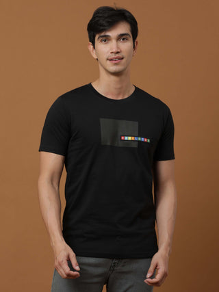 Estilocus Black Crew Neck Printed T Shirt shop online at Estilocus. 100% Cotton Designed and printed on knitted fabric. The fabric is stretchy and lightweight, with a soft skin feel and no wrinkles. Crew neck collar which is smooth on the neck and keeps y