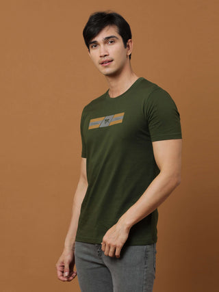 Dk Olive Classic Hd Printed T Shirt shop online at Estilocus. 100% Cotton Designed and printed on knitted fabric. The fabric is stretchy and lightweight, with a soft skin feel and no wrinkles. Crew neck collar which is smooth on the neck and keeps you com