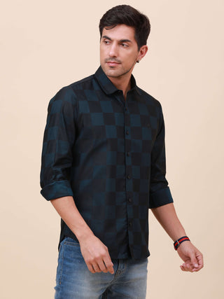 Navy Check Pocketless Shirt shop online at Estilocus. 100% Cotton ,Full-sleeve checks shirt self fold placket Regular collar Double button edge cuff pocketless Curved bottom hemline Finest quality brand embroidery at front placket. All sinlge needle const