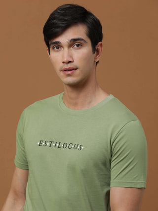 Green Luminescent Printed T Shirt shop online at Estilocus. 100% Cotton Designed and printed on knitted fabric. The fabric is stretchy and lightweight, with a soft skin feel and no wrinkles. Crew neck collar which is smooth on the neck and keeps you comfo