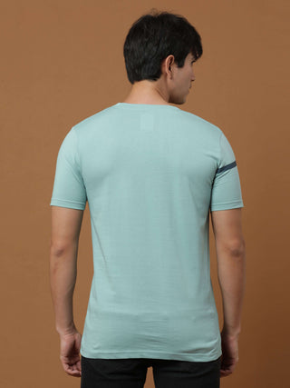 Raw&Royal Aqua Printed T Shirt shop online at Estilocus. 100% Cotton Designed and printed on knitted fabric. The fabric is stretchy and lightweight, with a soft skin feel and no wrinkles. Crew neck collar which is smooth on the neck and keeps you comforta