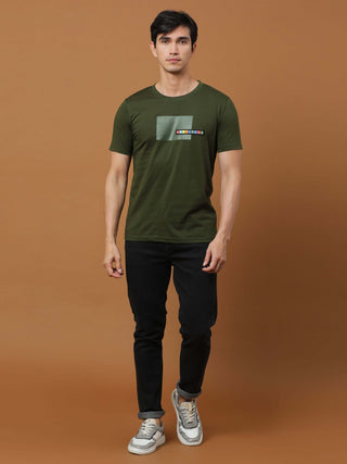 Estilocus Dk Olive Crew Neck Printed T Shirt shop online at Estilocus. 100% Cotton Designed and printed on knitted fabric. The fabric is stretchy and lightweight, with a soft skin feel and no wrinkles. Crew neck collar which is smooth on the neck and keep