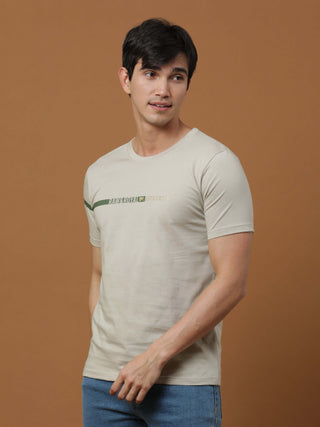 Raw&royal Beige Printed T Shirt shop online at Estilocus. 100% Cotton Designed and printed on knitted fabric. The fabric is stretchy and lightweight, with a soft skin feel and no wrinkles. Crew neck collar which is smooth on the neck and keeps you comfort