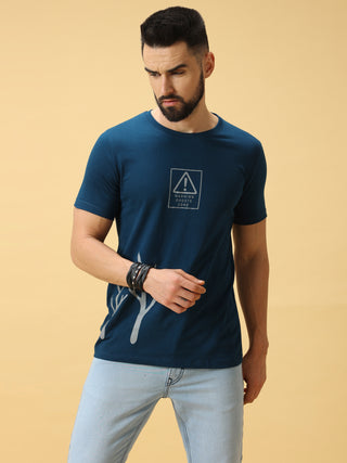 Warning Ghosts Zone Grey Print Crew Neck T-Shirt shop online at Estilocus. This pure cotton printed T-shirt is a stylish go-to for laidback days. Cut in a comfy regular fit. • 100% Cotton knitted interlock 190GSM• Bio washed fabric• Round neck T-shirt • H