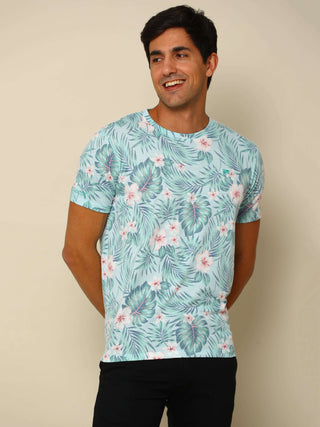 Floral Crew Neck T Shirt shop online at Estilocus. 100% Cotton Designed and printed on knitted fabric. The fabric is stretchy and lightweight, with a soft skin feel and no wrinkles. Flat collar is smooth on the neck and keeps you comfortable all day. Ribb