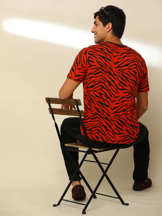 Red Tiger Crew Neck Printed T Shirt shop online at Estilocus. 100% Cotton Designed and printed on knitted fabric. The fabric is stretchy and lightweight, with a soft skin feel and no wrinkles. Flat collar is smooth on the neck and keeps you comfortable al